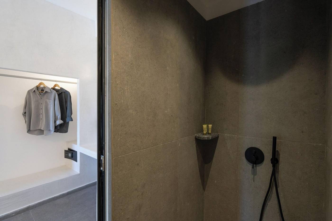 Splendour-Resort-Room-38