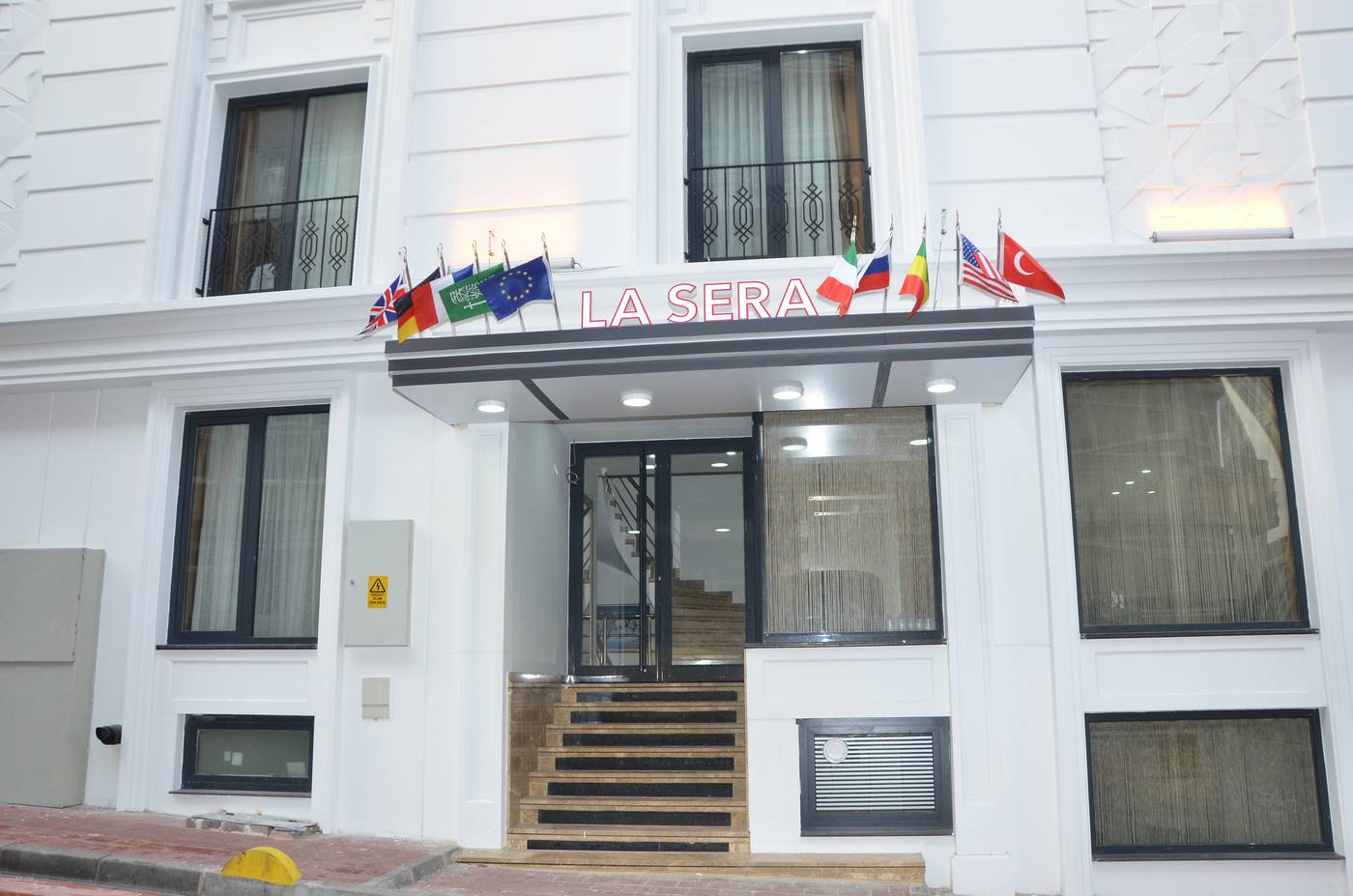 Hotel-La-Sera-General-view-3