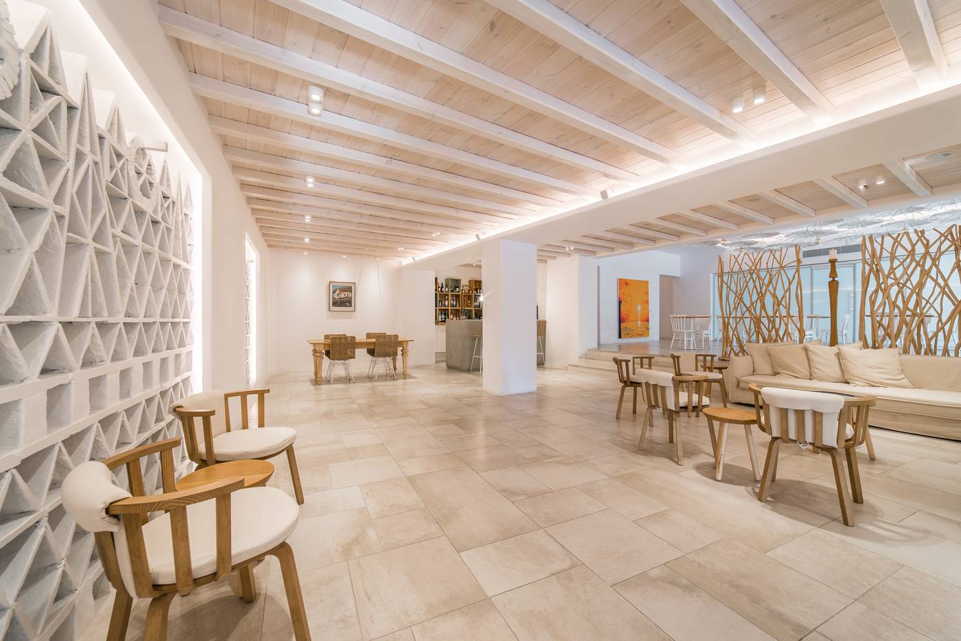 Vienoula-s-Garden-Lobby-39