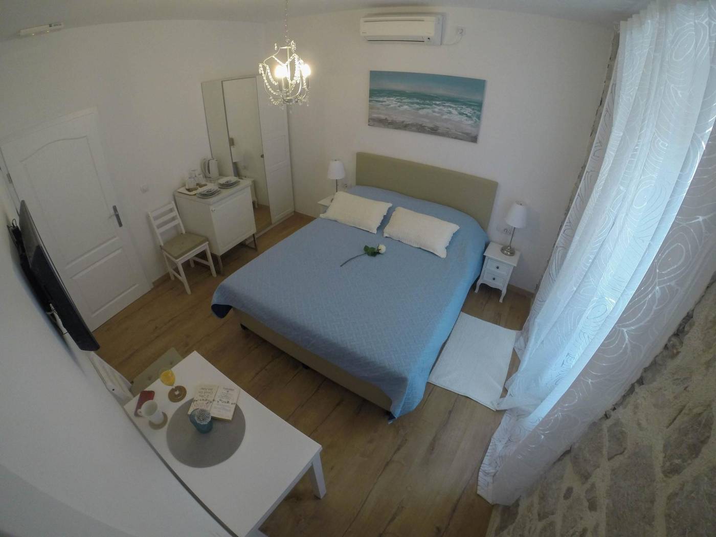 Rilati-Old-Town-Palace-Room-4