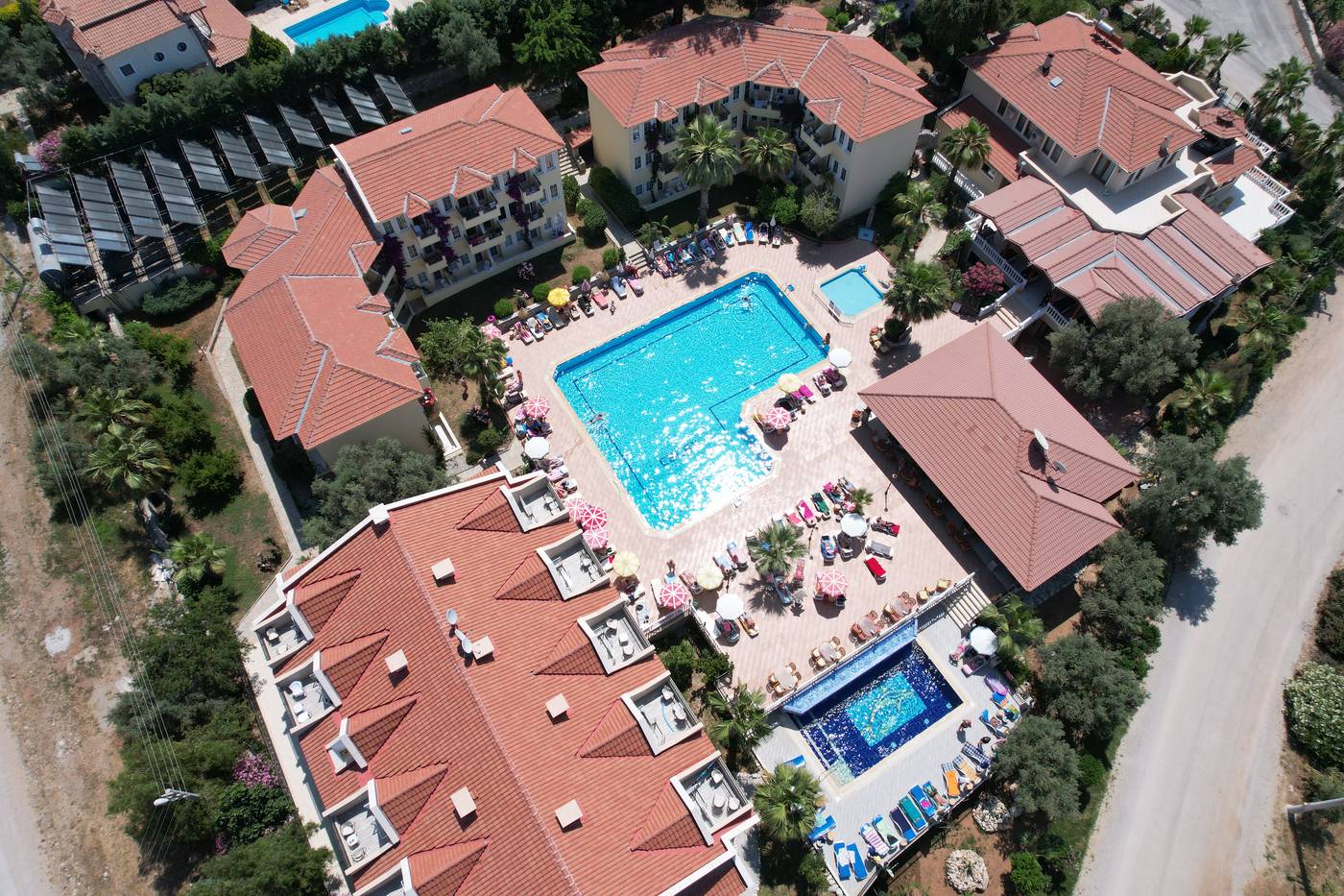 Celay-Hotel-General-view-1