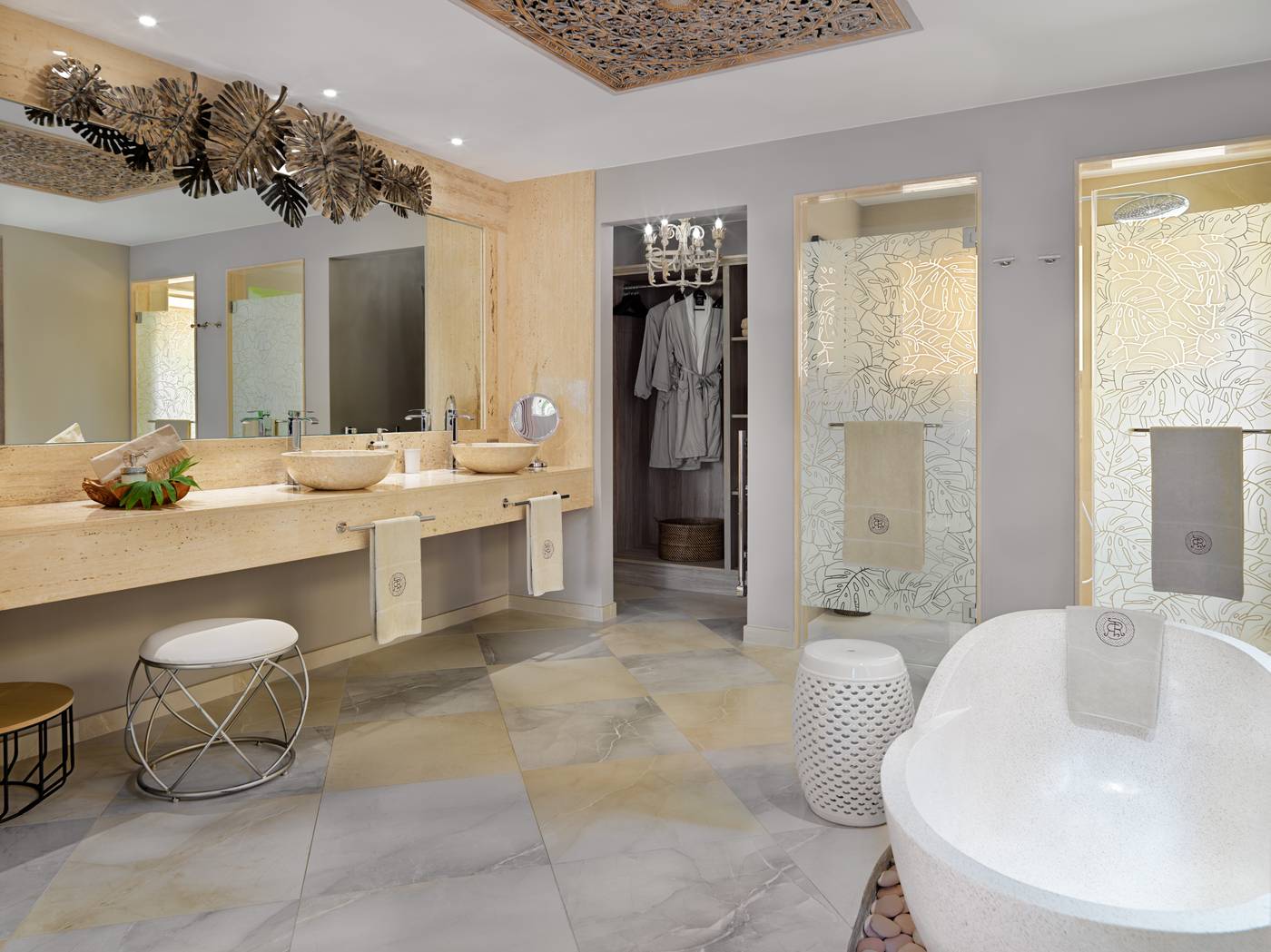 Royal-River---Adults-Only-Room-39