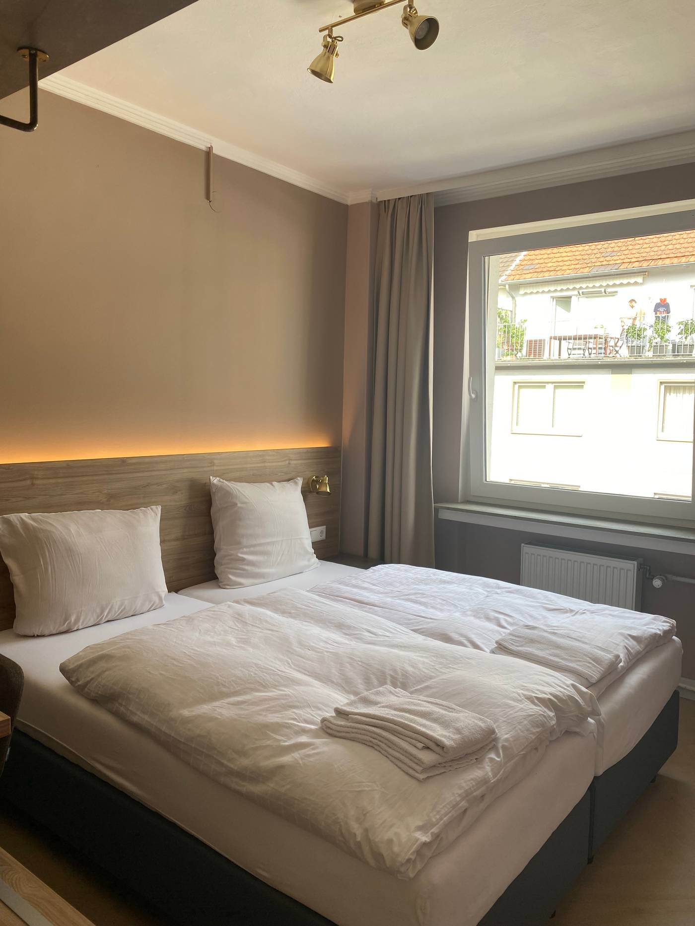 Hotel Petite Königsallee - Germany - Düsseldorf - Room - 2