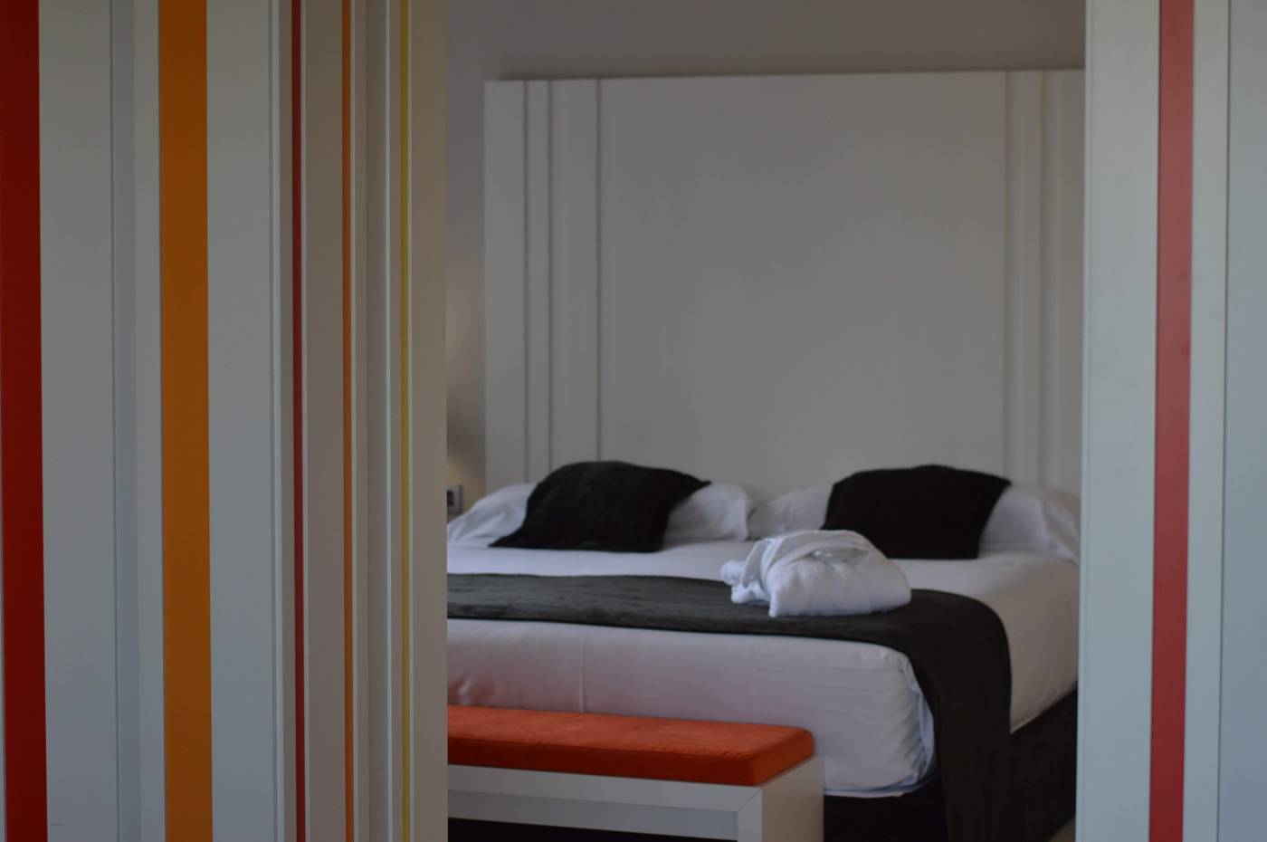 Weare-Chamartin-Room-46