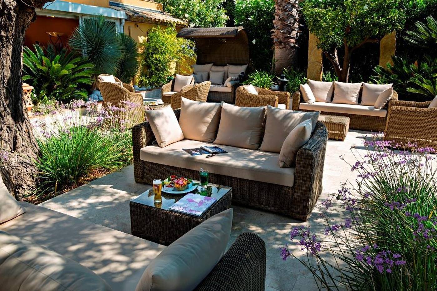 Best-Western-Premier-Montfleuri-General-view-13