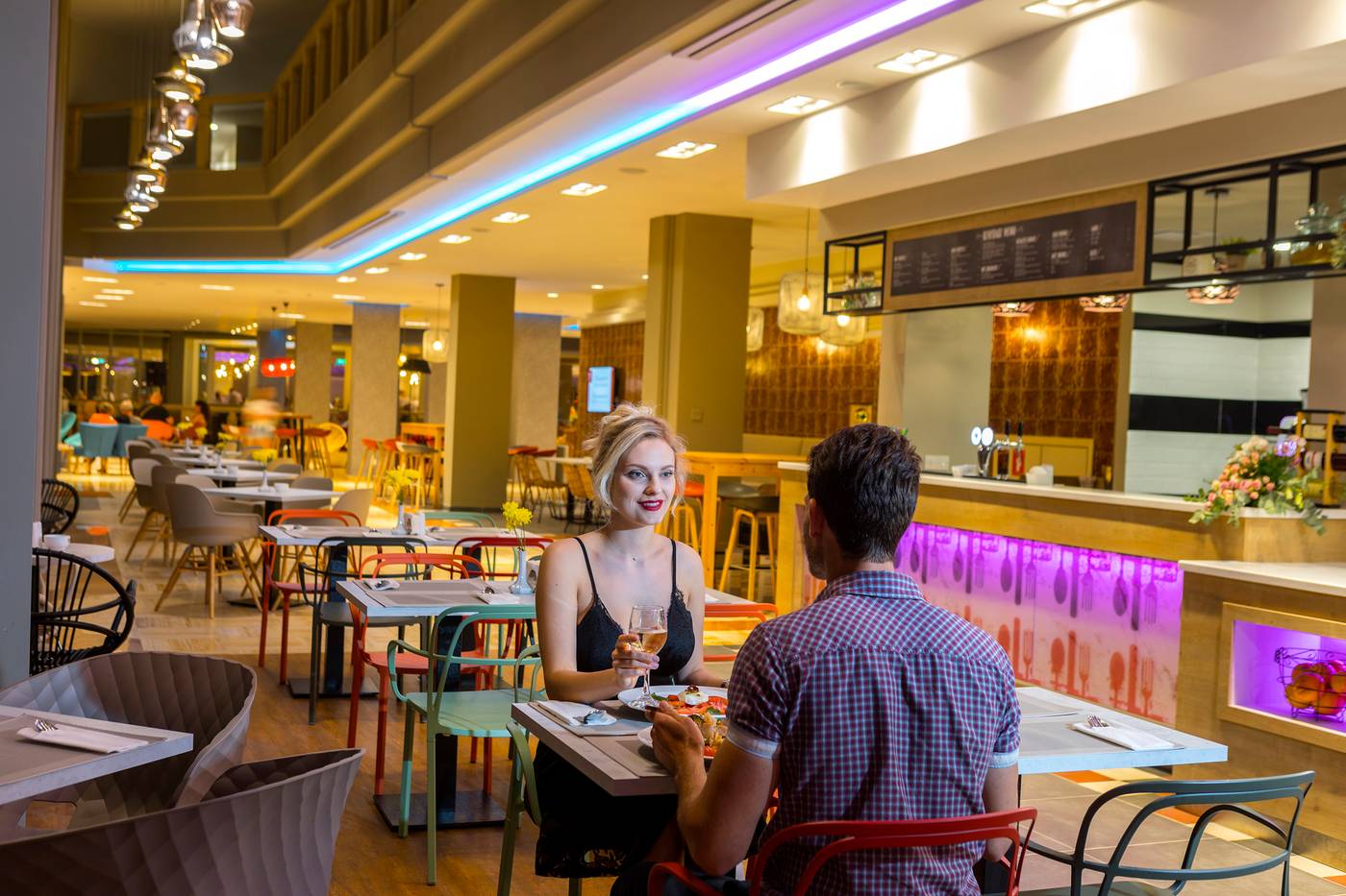 Leonardo-Club-Laura-Beach-And-Splash-Resort-Restaurant-48