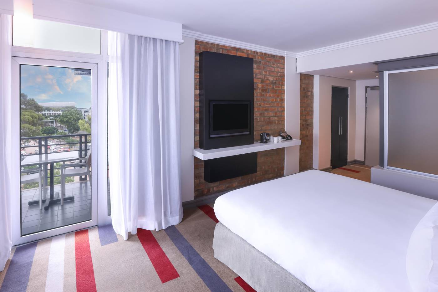 Garden-Court-Victoria-Junction-Hotel-Room-18