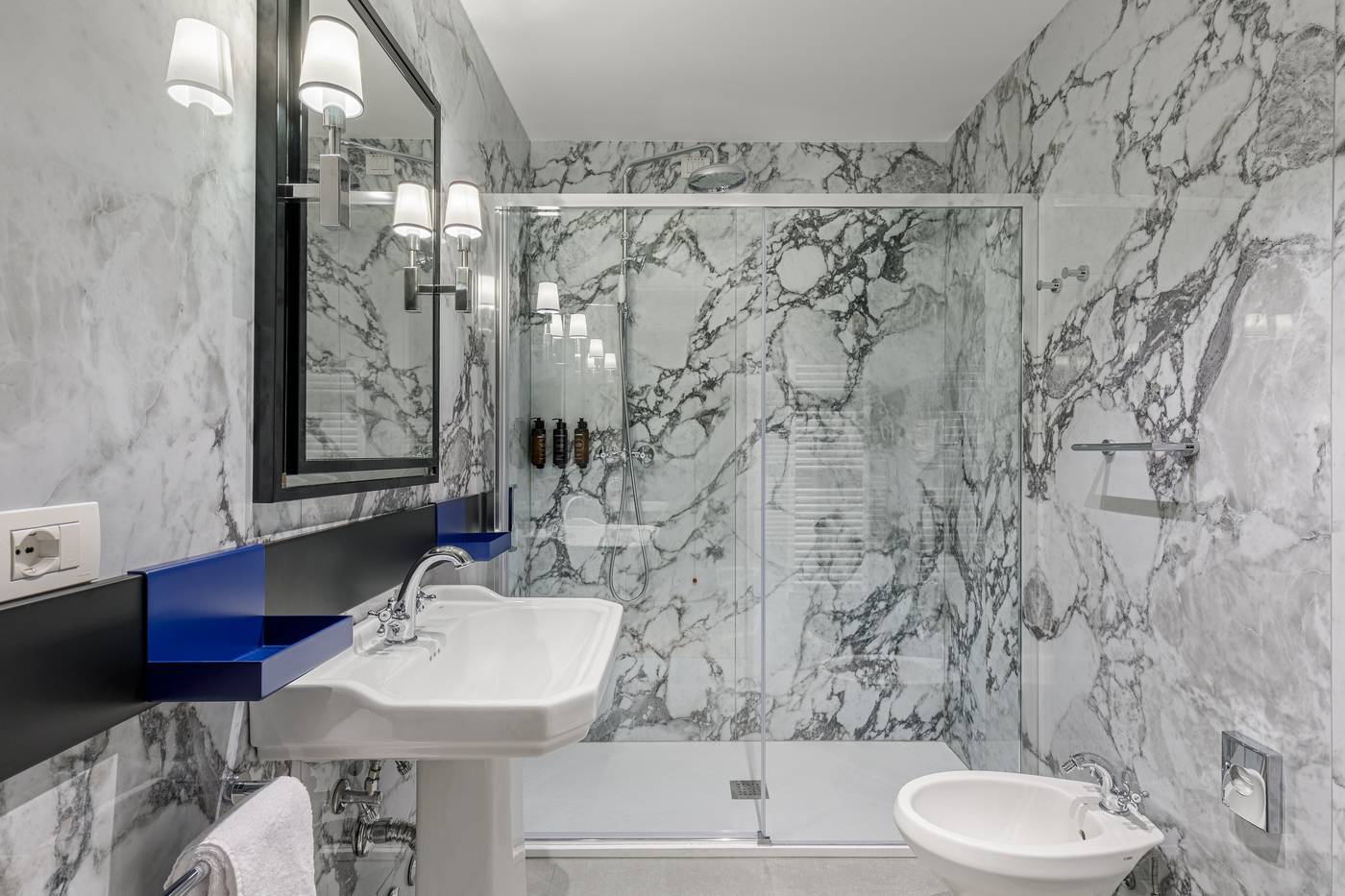 Room-Mate-Luca-Room-38