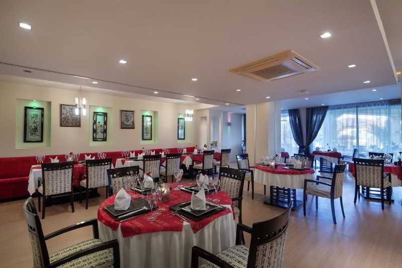 Bellis-Deluxe-Hotel-Restaurant-46