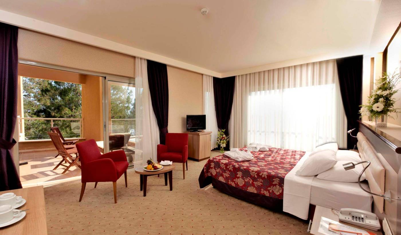 Sueno-Hotels-Beach-Side-Room-29