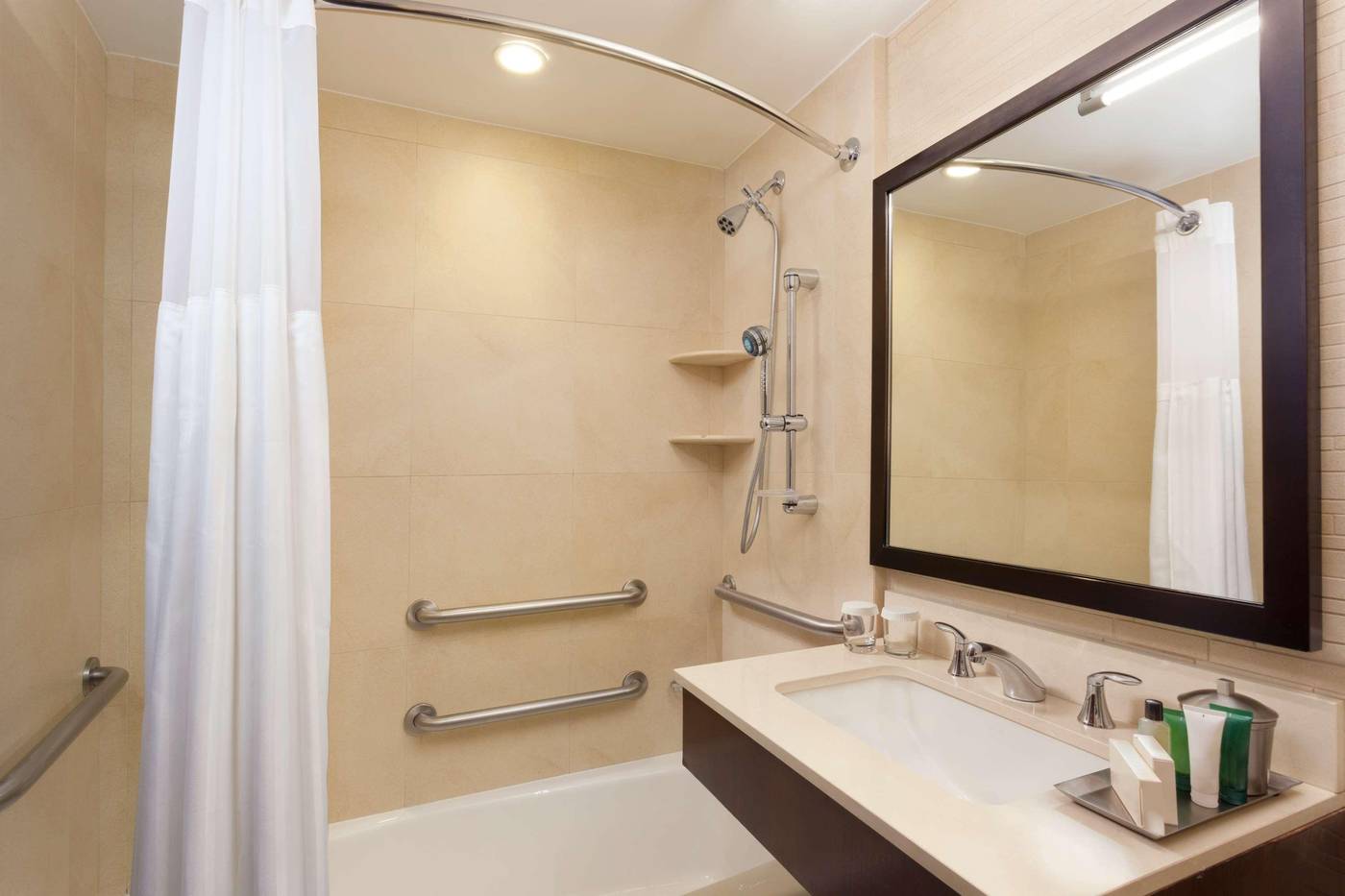 Hilton-New-York-Fashion-District-Room-27