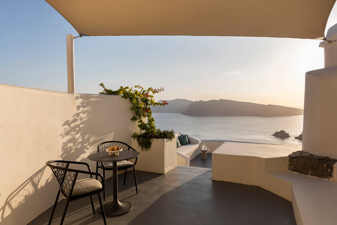 Canaves-Oia-Suites---Adults-Only-Room-71