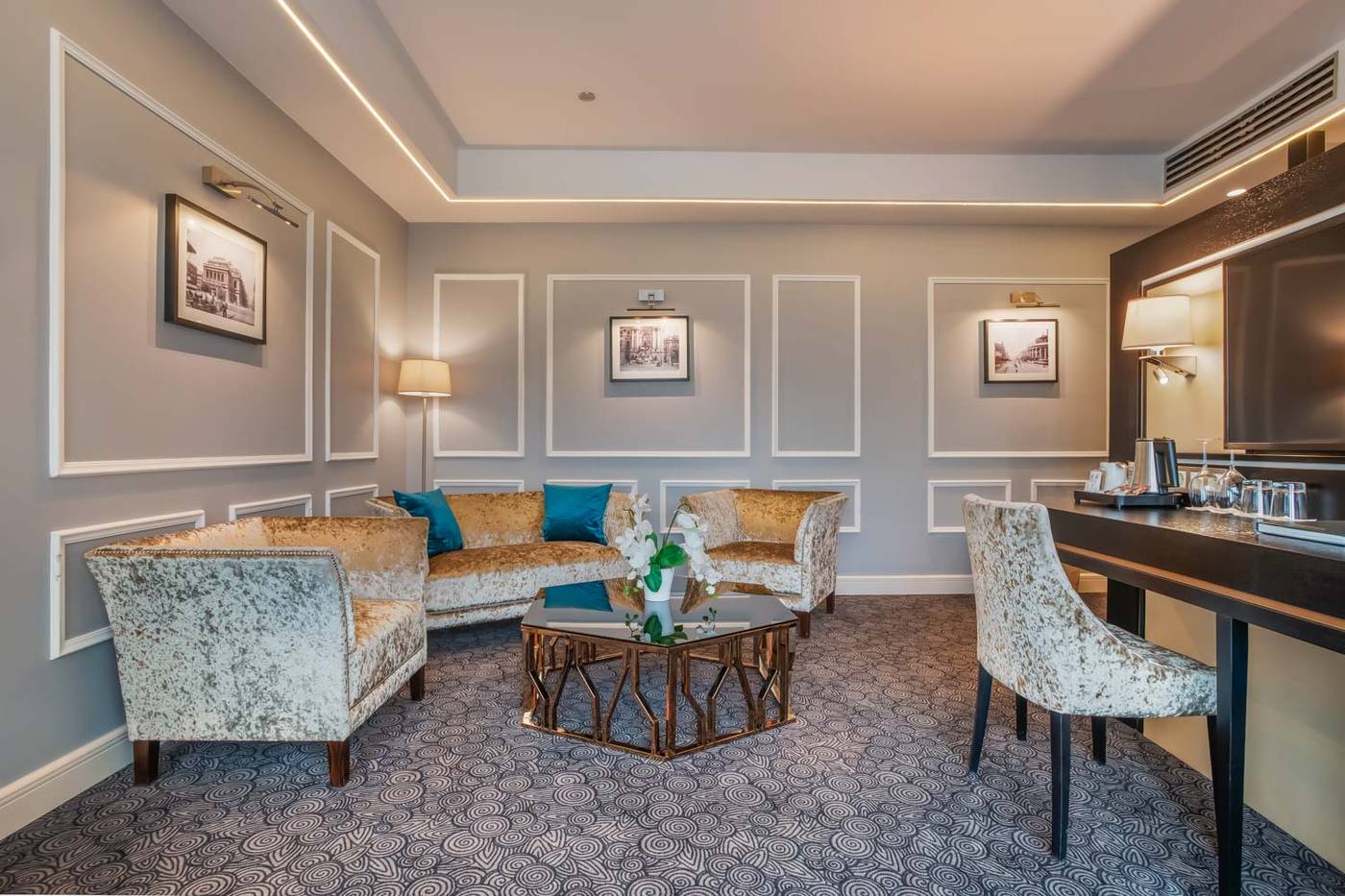 Eurostars-Danube-Budapest-Room-1