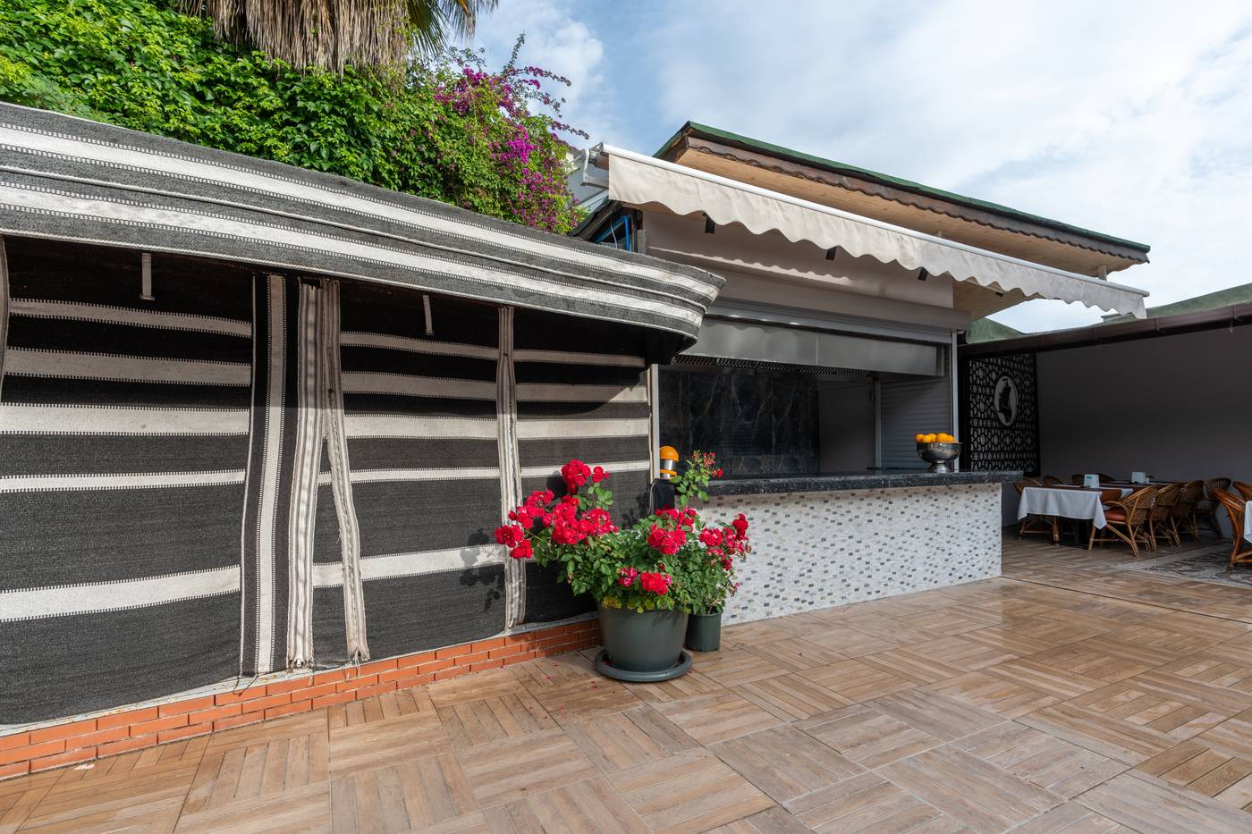 Grand-Vikin-Hotel-Restaurant-19