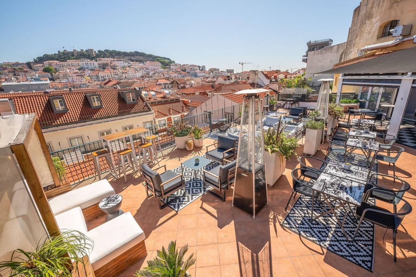 The-Art-Inn-Lisbon-Terrace-53