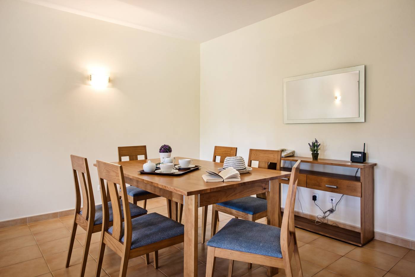 Jardim-da-Meia-Praia-Room-37