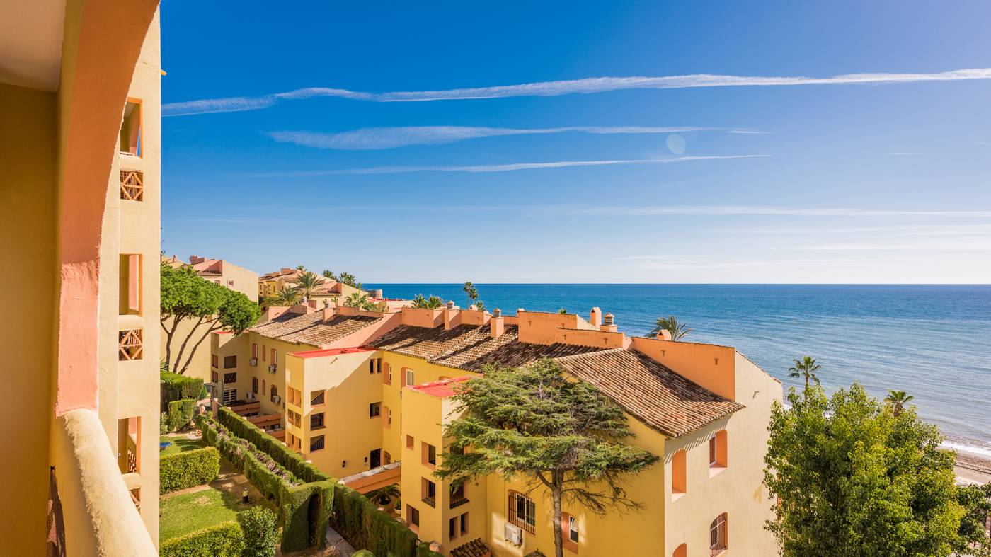 Macdonald-Dona-Lola-Room-45