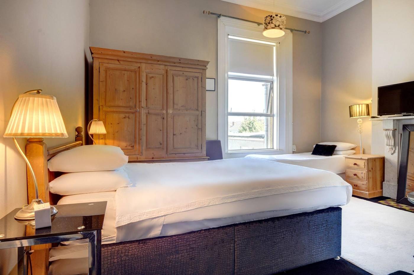 St--Aiden-s-Guesthouse-Room-10