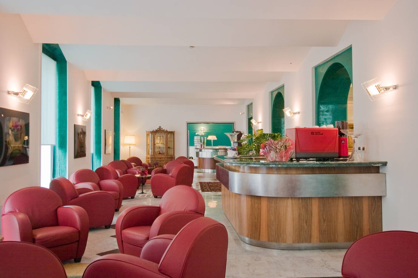 Ateneo-Garden-Palace-Bar-10