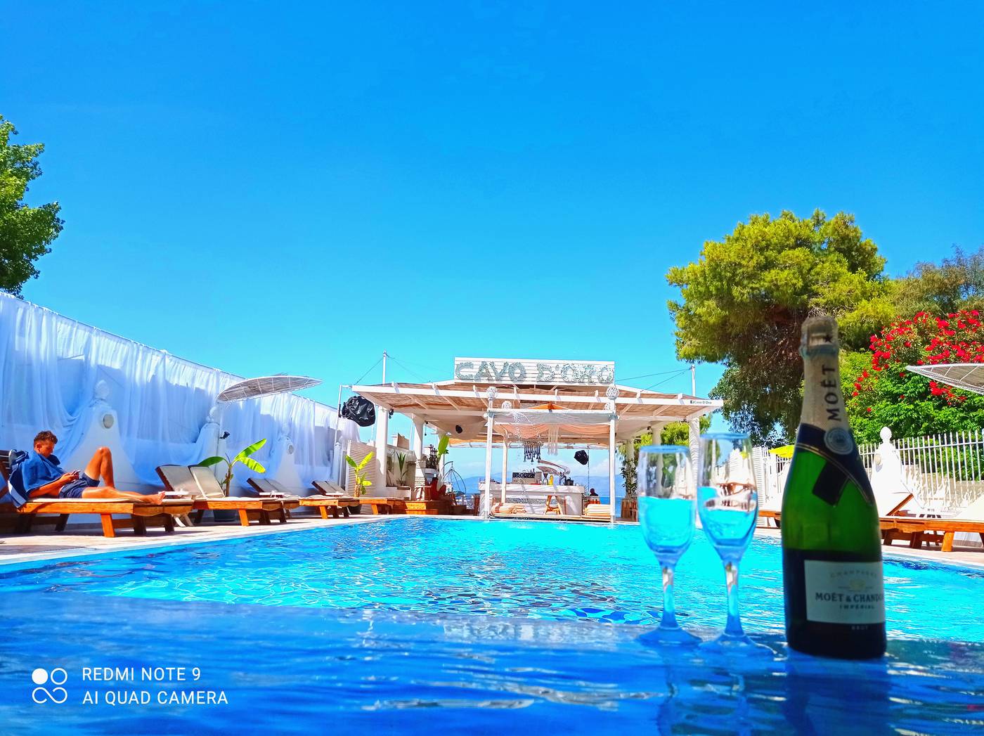 Cavo-D-Oro-Complex-Pool-15