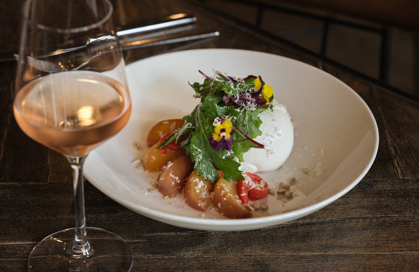 Hotel-Berlin-Potsdamer-Platz-by-Leonardo-Hotels-Restaurant-42