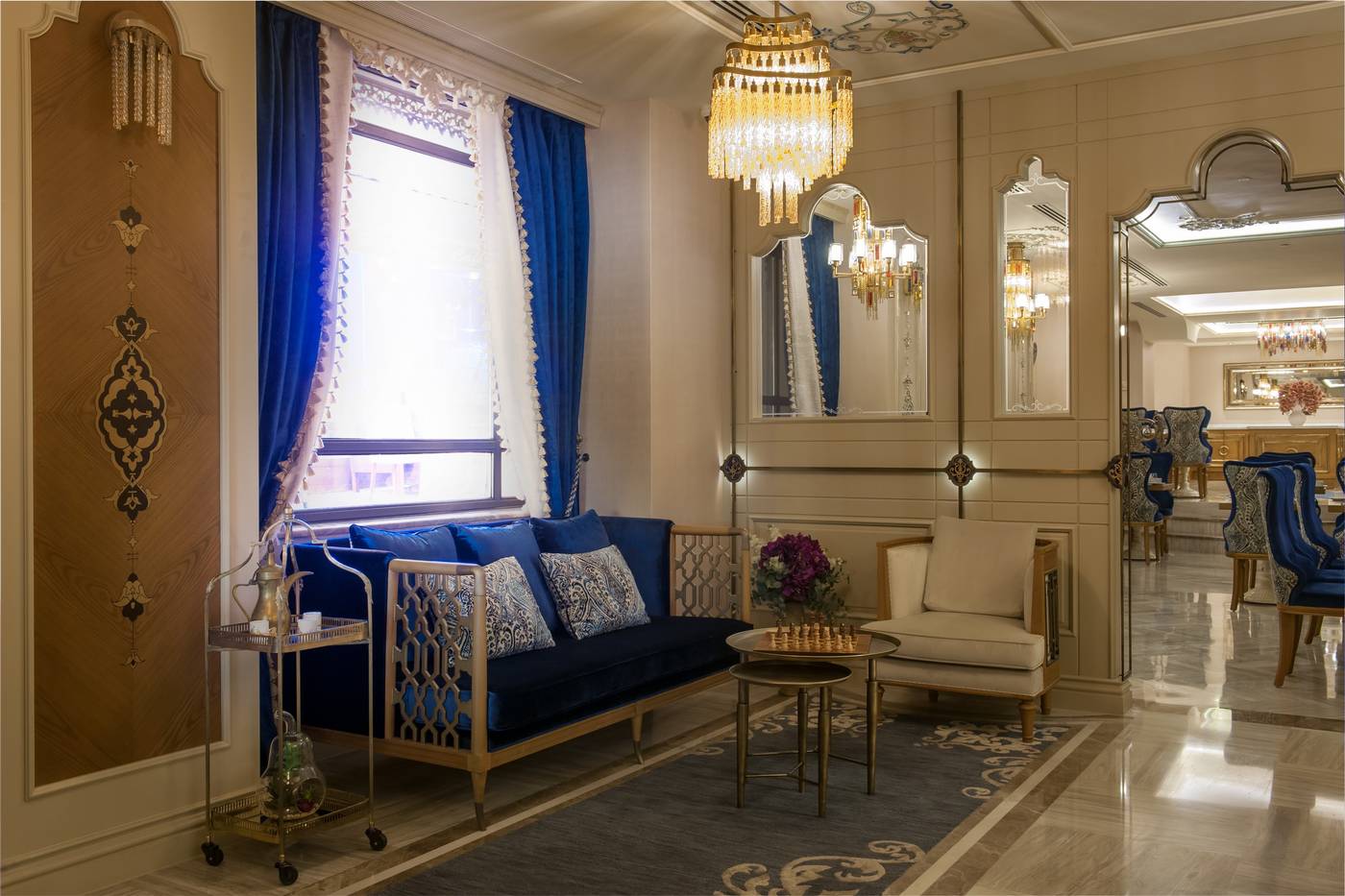 Romance-Istanbul-Hotel-Lobby-12