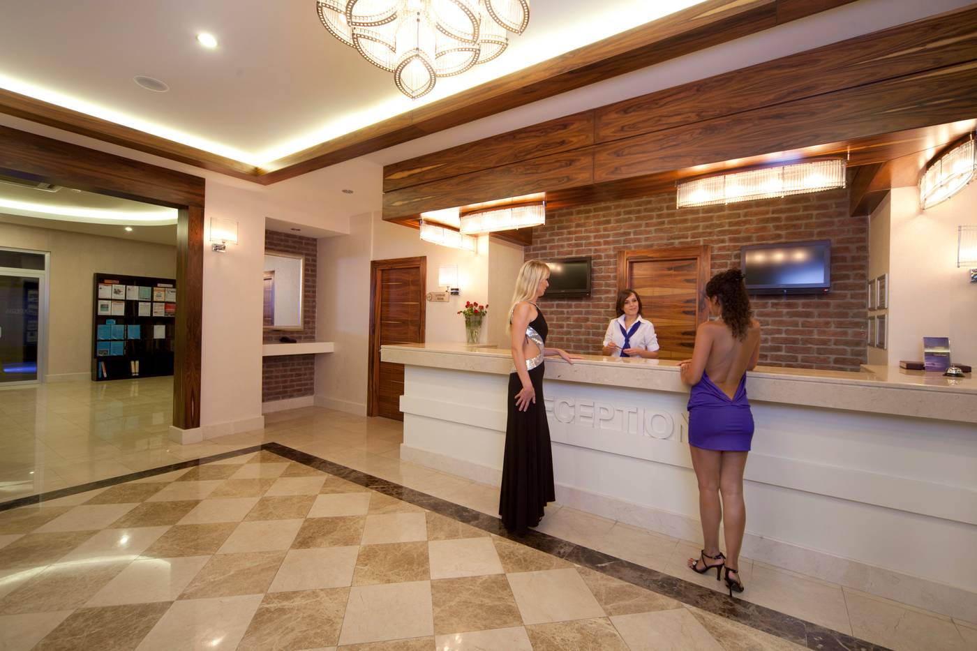 Xperia-Grand-Bali-Lobby-29