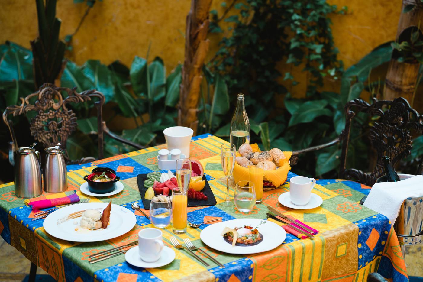 Europe-Villa-Cortes-Restaurant-85