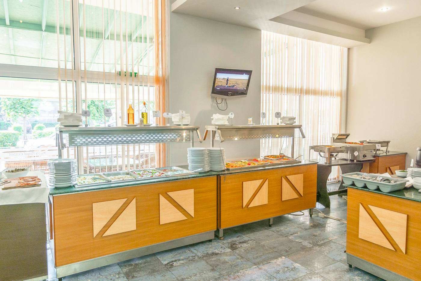 Mpm-Royal-Central-Restaurant-16