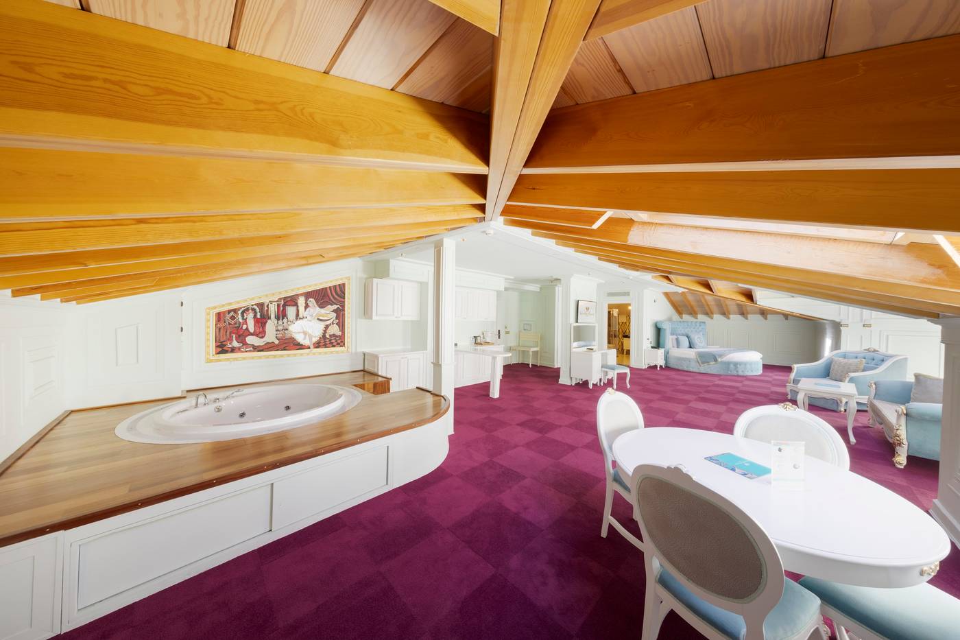 Seven-Hills-Palace---Spa-Room-78