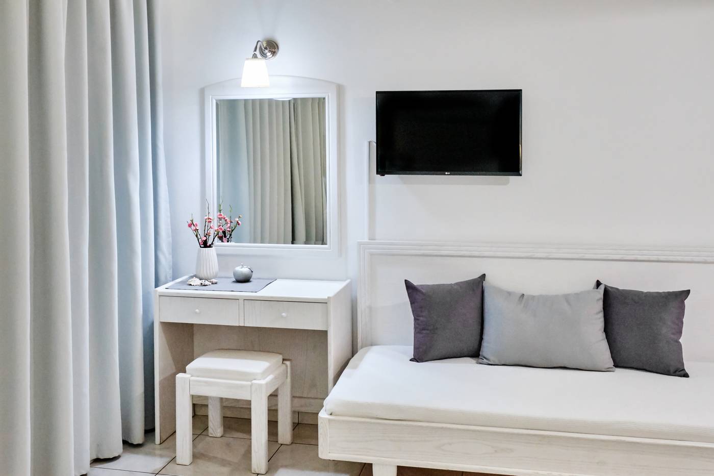 Villa-Mare-Monte-Room-49