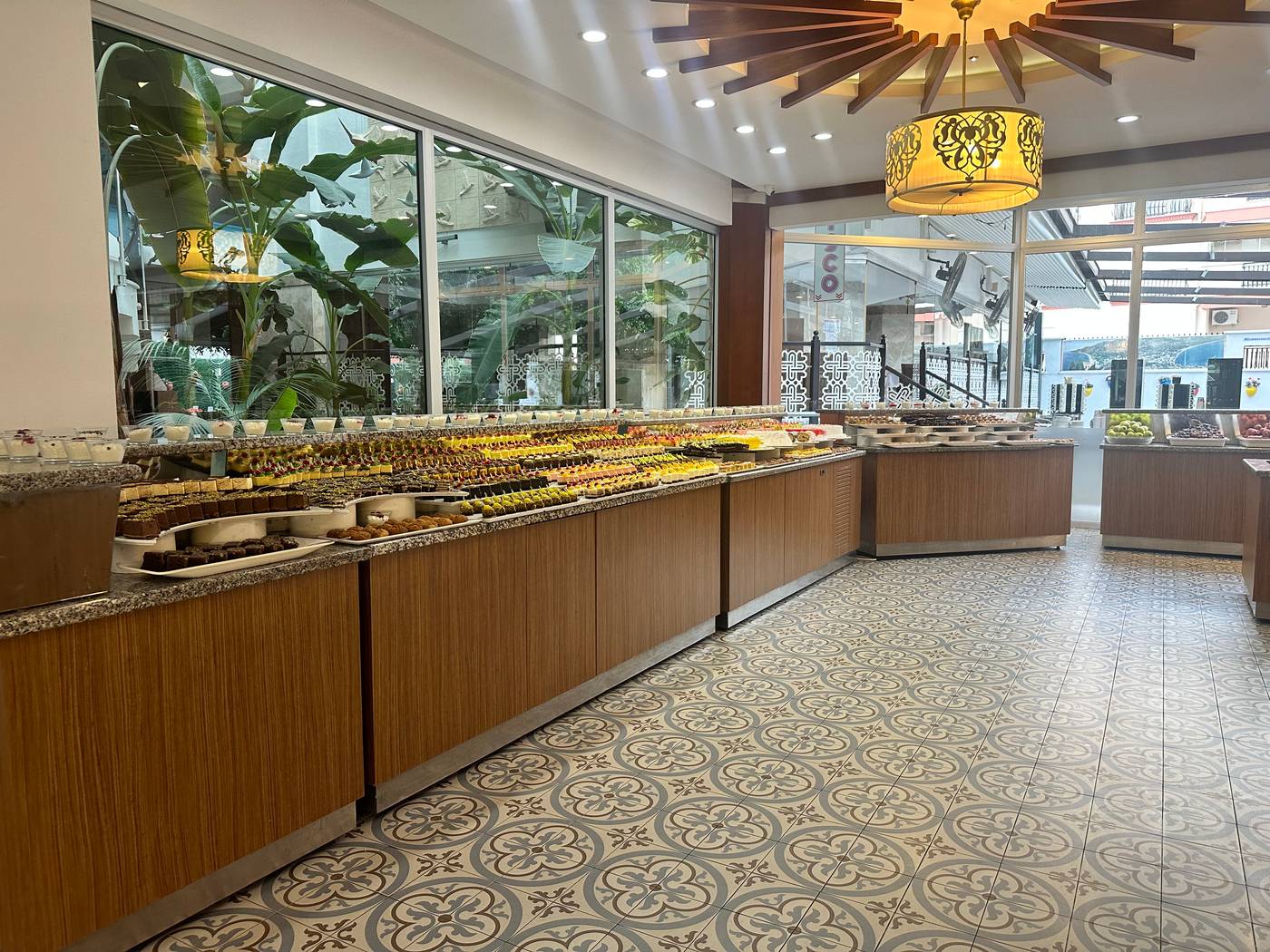 Blue-Wave-Suite-Hotel-Restaurant-15