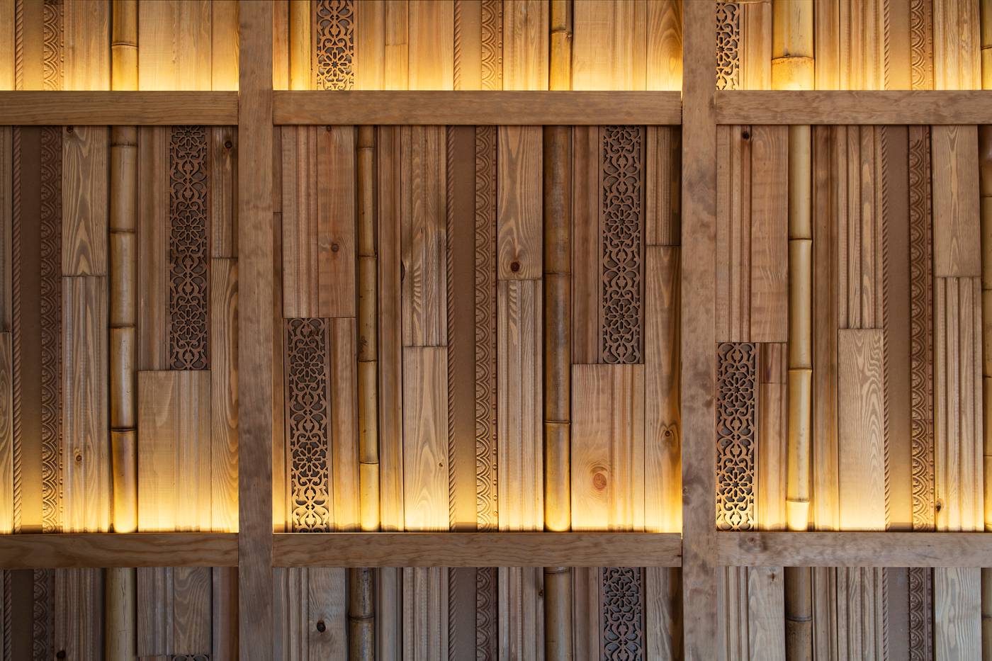 Bondia-Luna-Park-Lobby-35