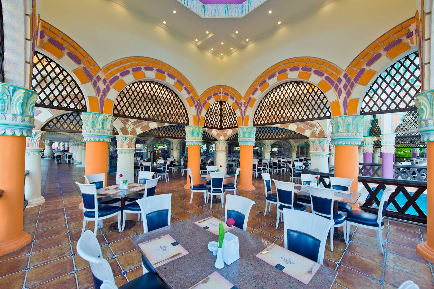 Kamelya-Aishen-K-Club-Restaurant-41