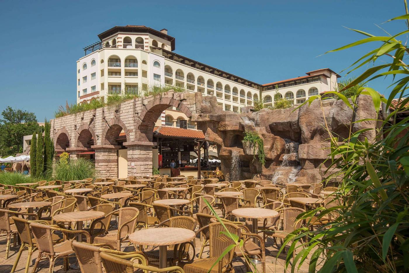 Melia-Sunny-Beach-Resort-Restaurant-11