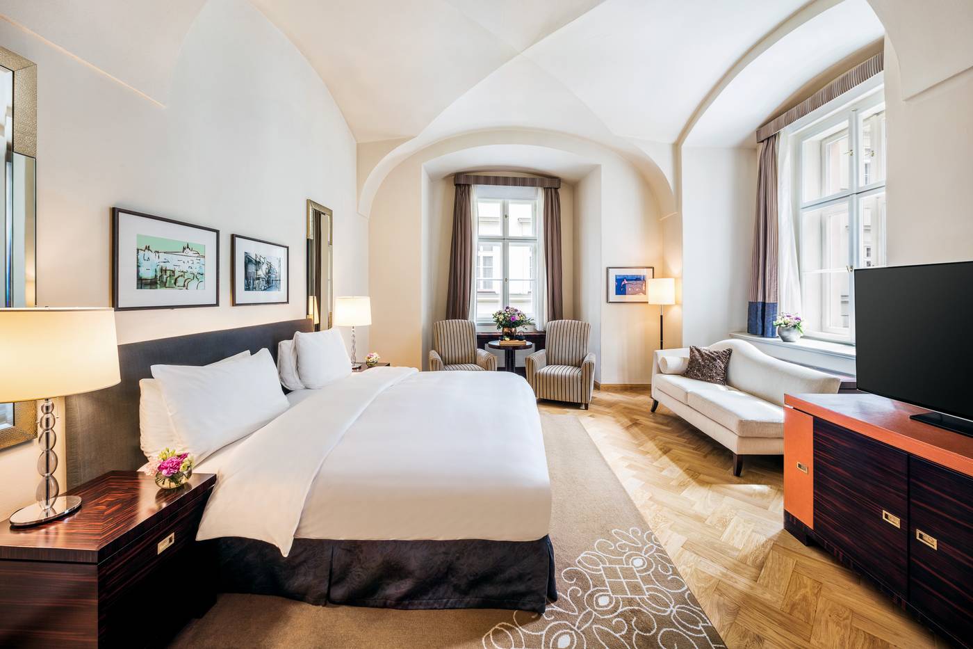 Mandarin-Oriental--Prague-Room-23