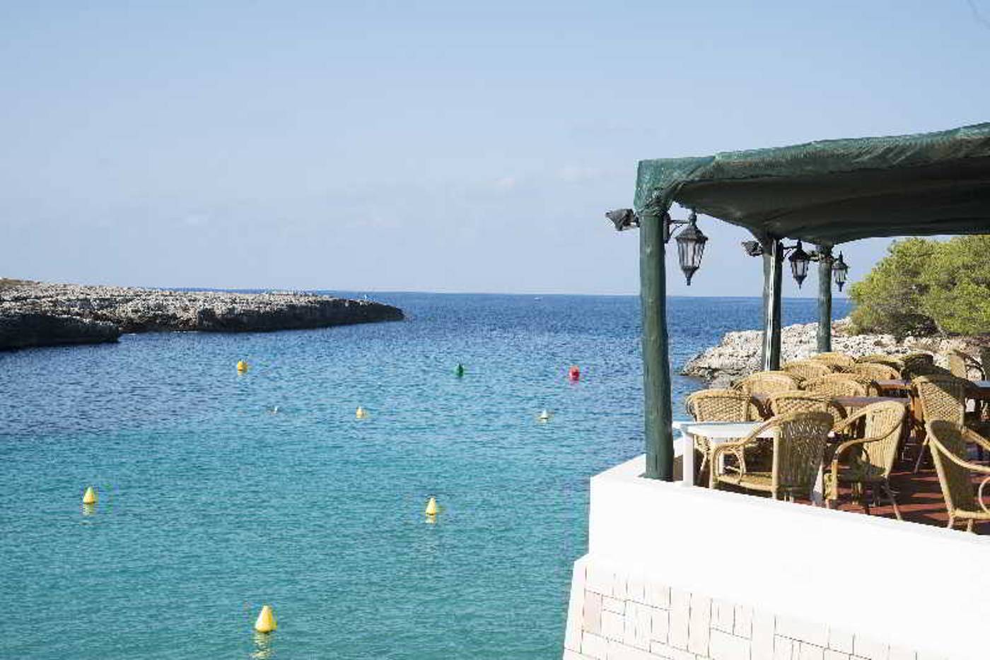 Apartamentos-Mar-Blanca-Beach-40