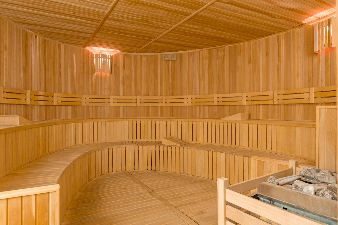 Royal-Seginus-Sports-and-Entertainment-94