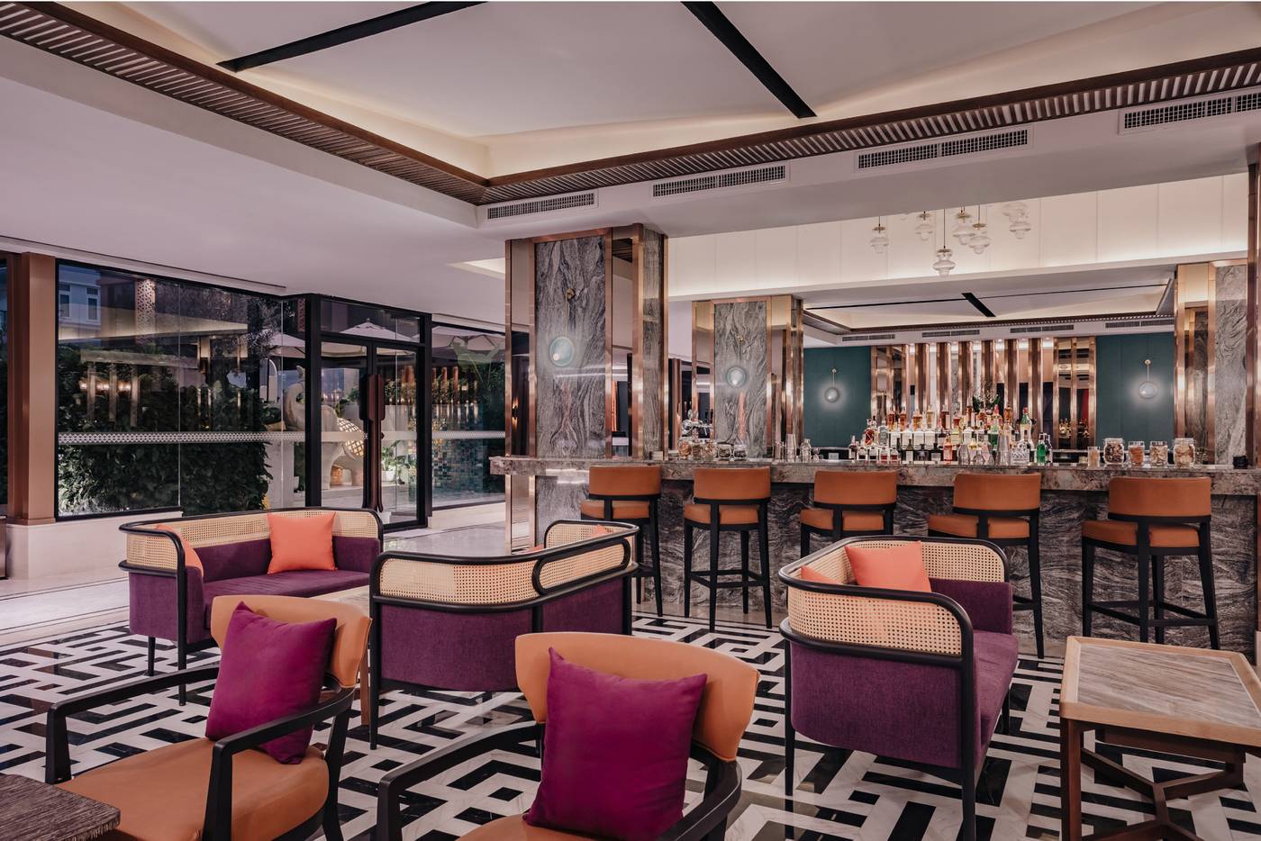 Nysa-Hotel-Bangkok-Sukhumvit-11-Lobby-12