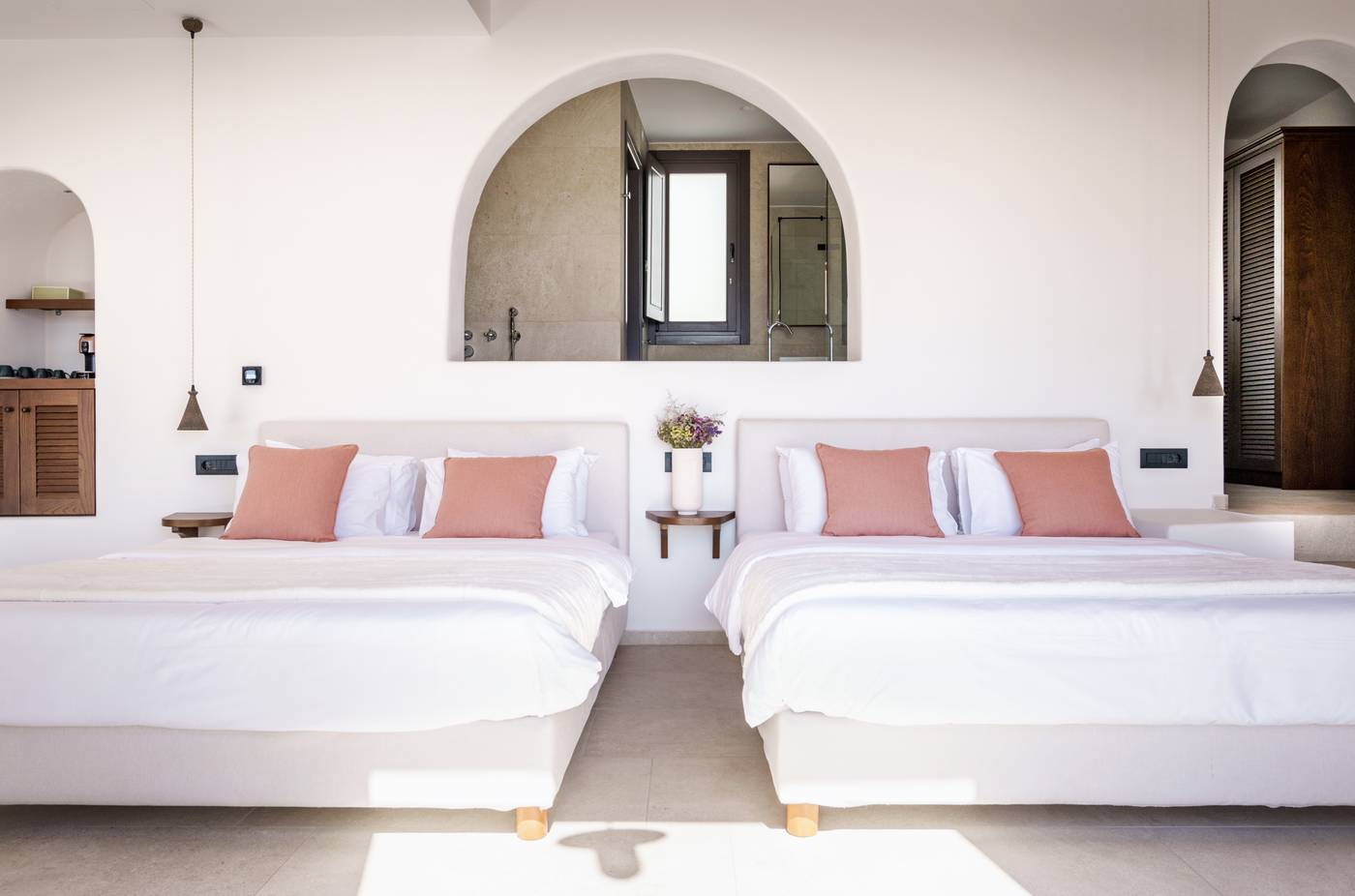 Pelican-Bay---Art-Hotel-Room-28