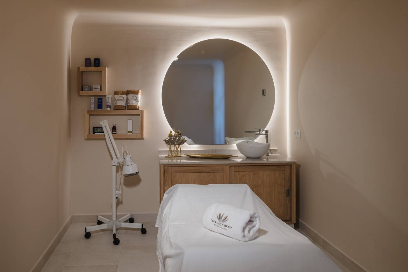 Plus Fariones Suite Hotel