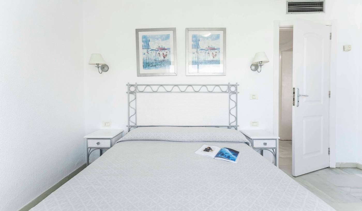 ONA-Palm-Beach-Room-44