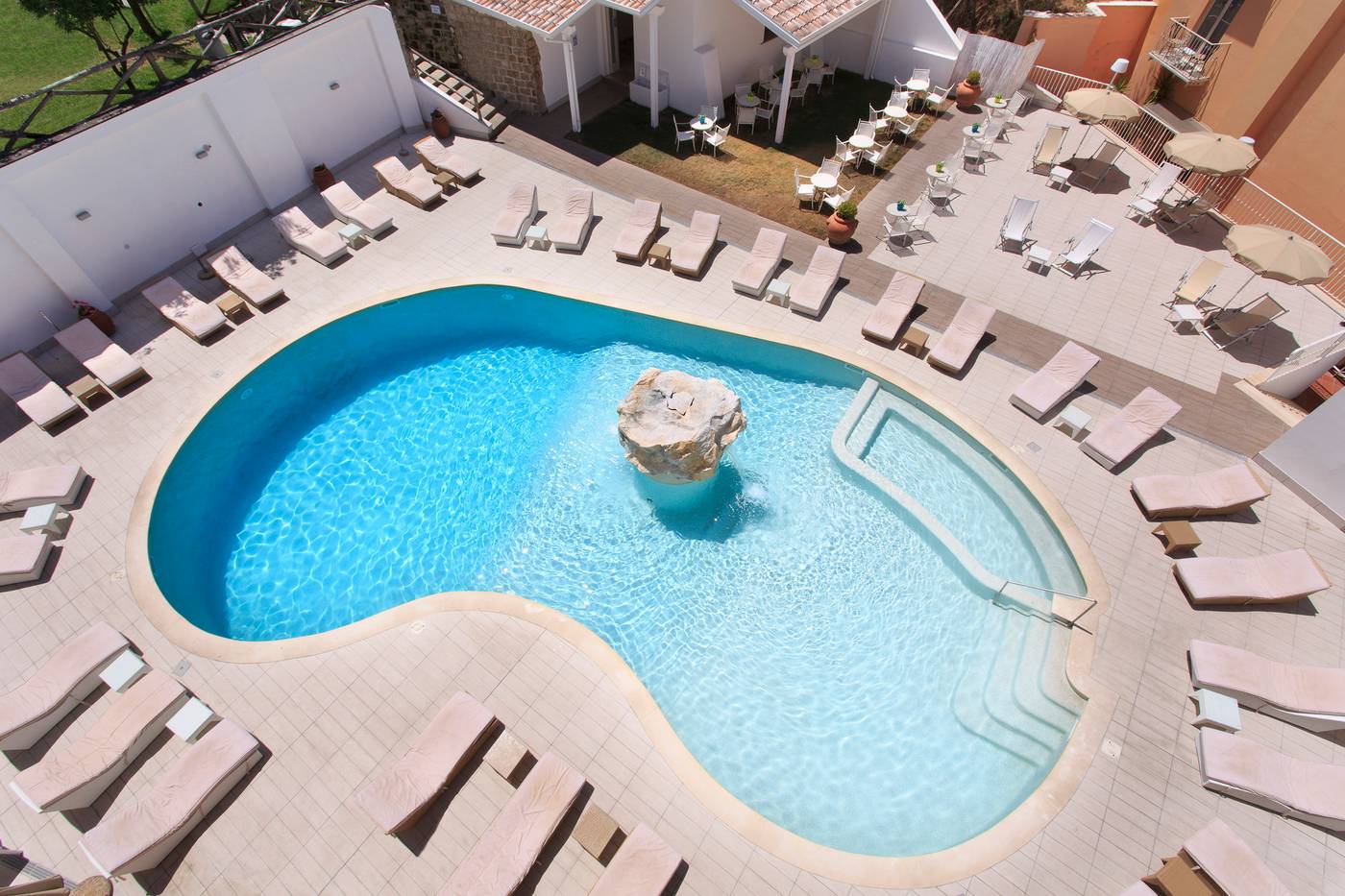 Atlantic-Palace-Pool-2