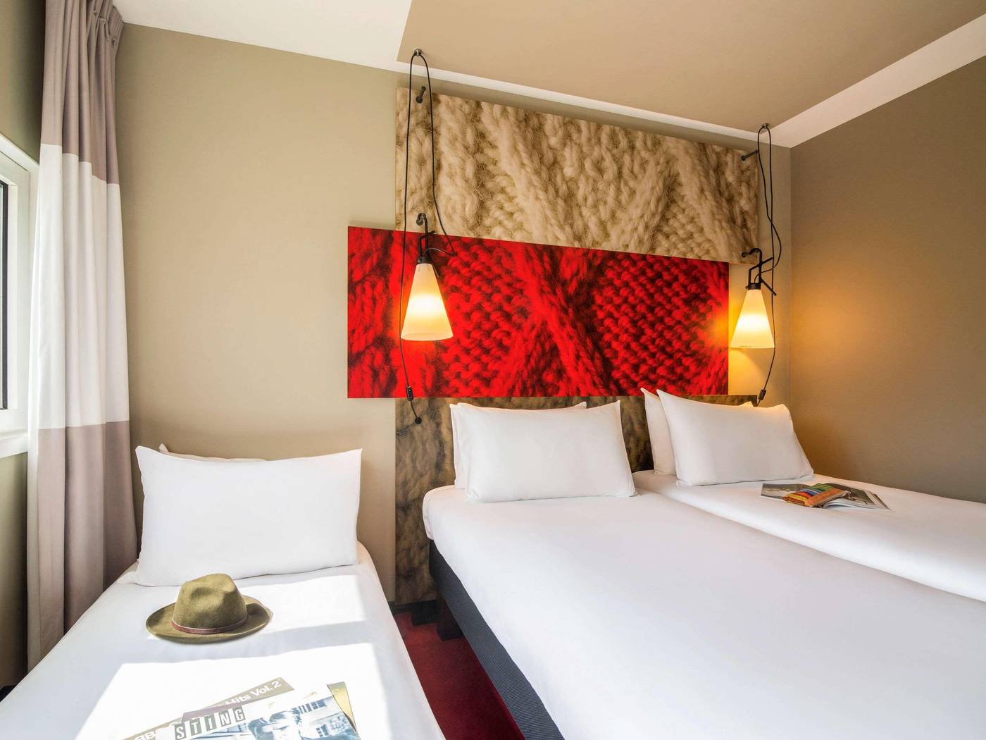 ibis-Schiphol-Amsterdam-Airport-Room-27