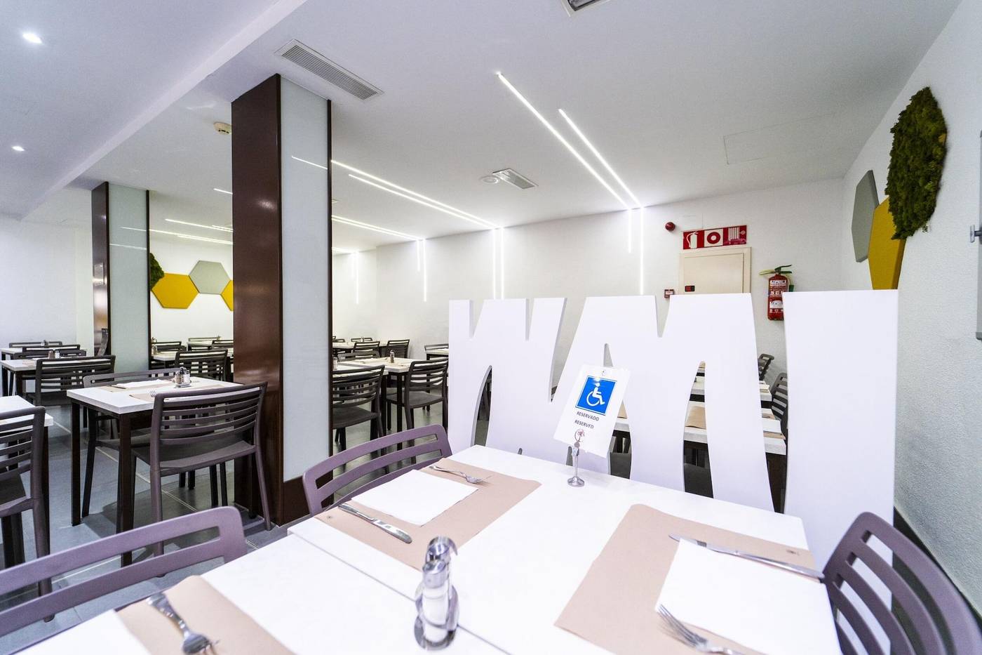 Montesol-Restaurant-55