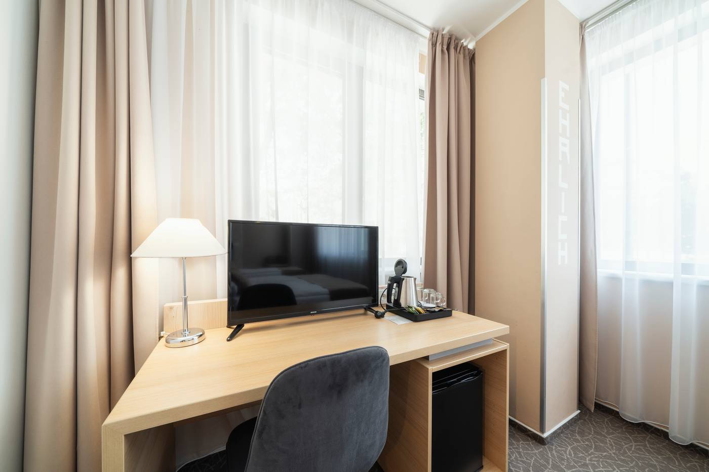 Ehrlich-Hotel-Room-7