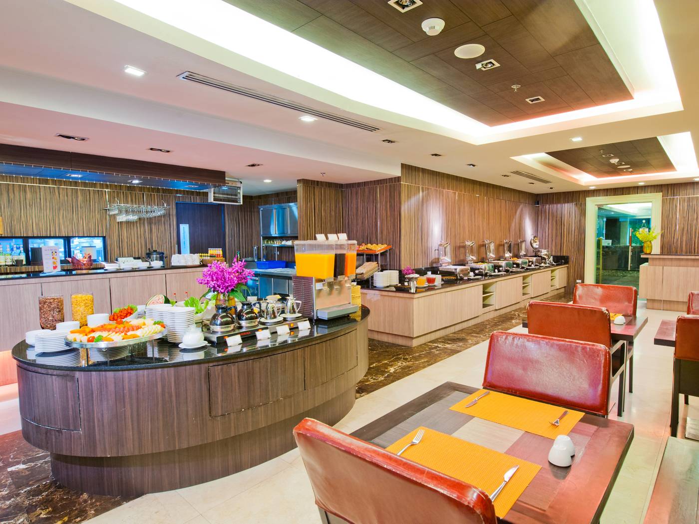 Kingston-Suites-Restaurant-36