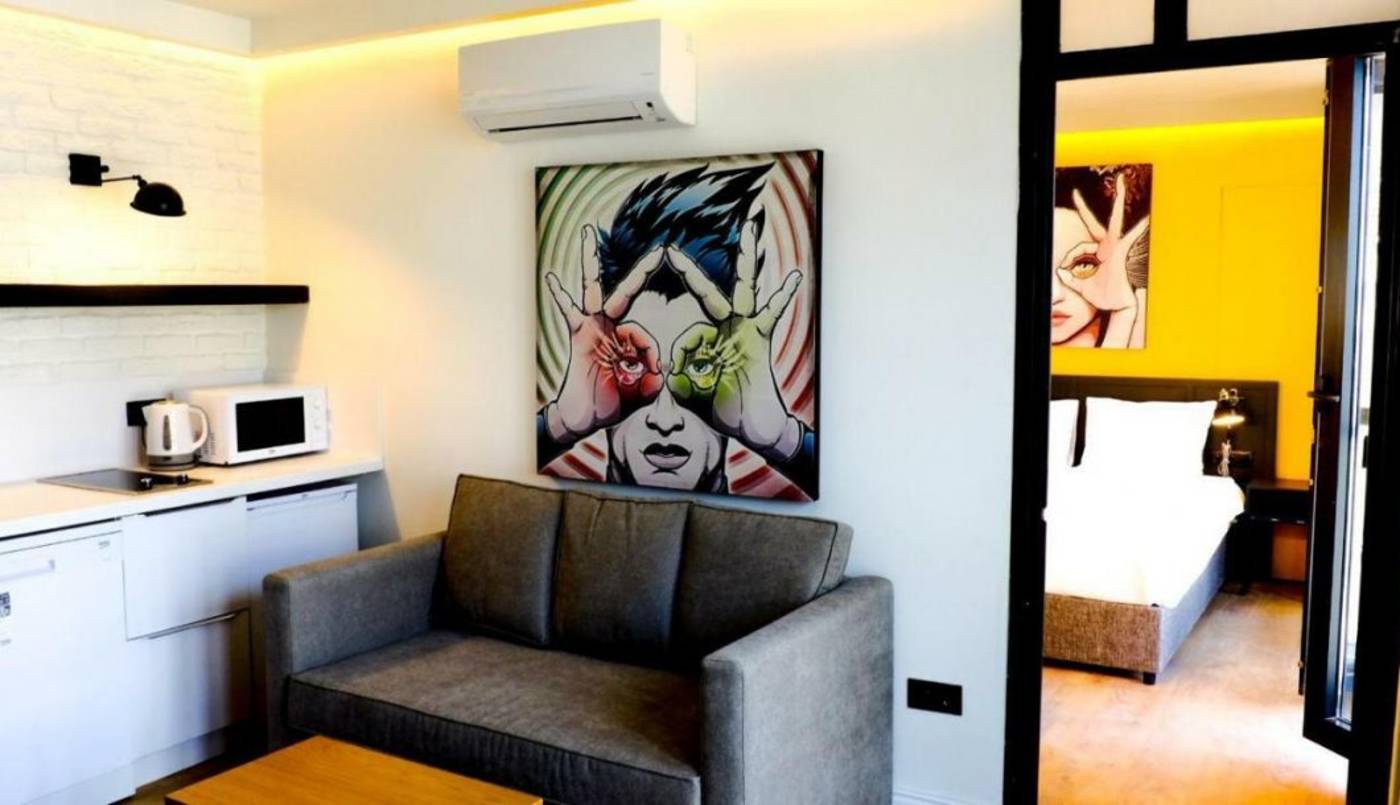 Fitas-Oda-Hotel-Room-23