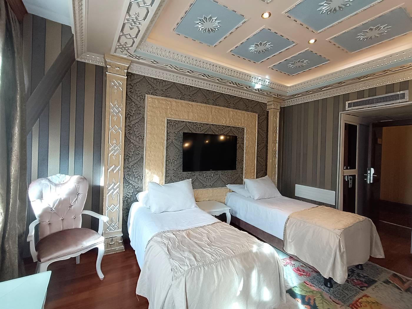Golden-Horn-Sirkeci-Room-25