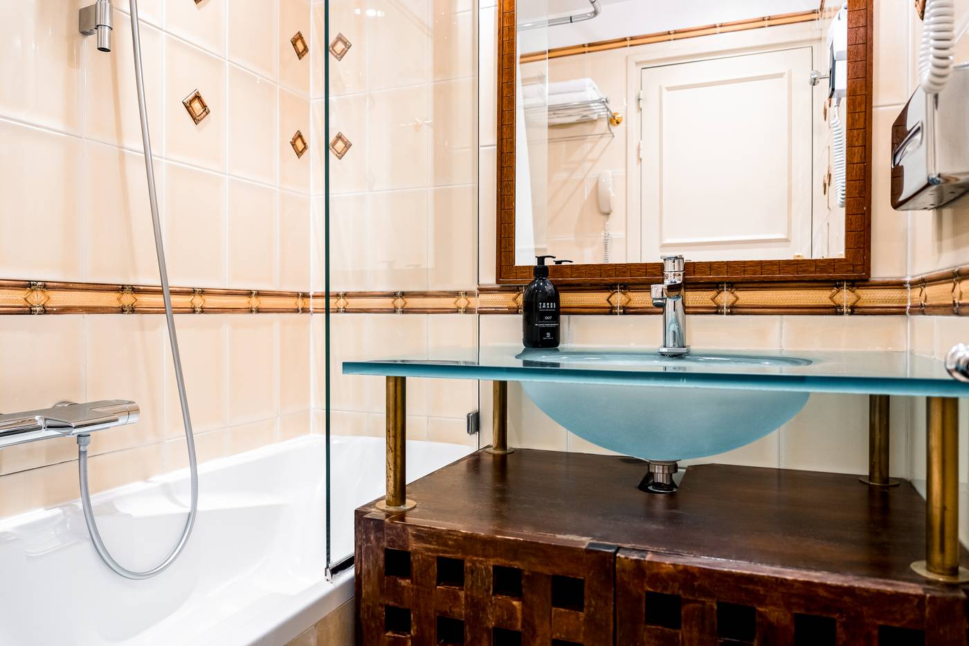 Villa-Pantheon-Worldhotel-Room-33